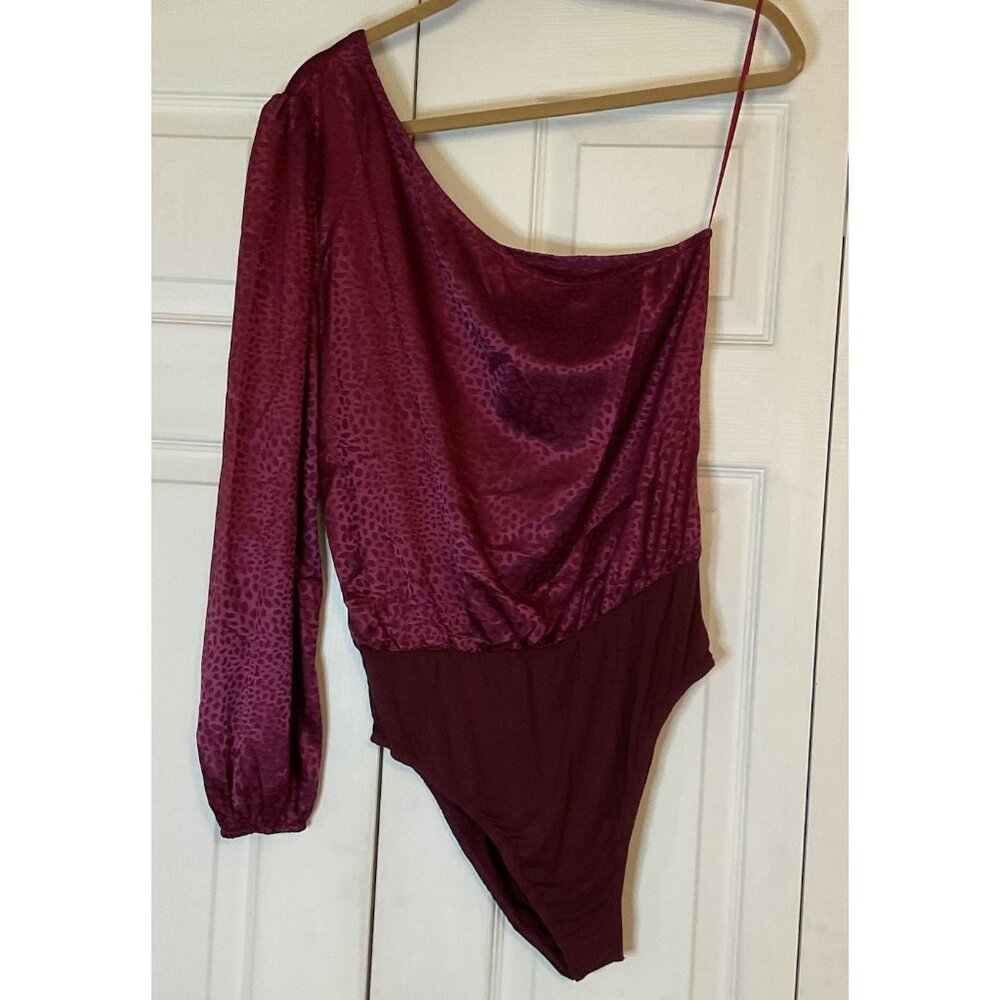 L Love Burgundy Wine‎ Bodysuit One Sleeve Satin Top Size Large New